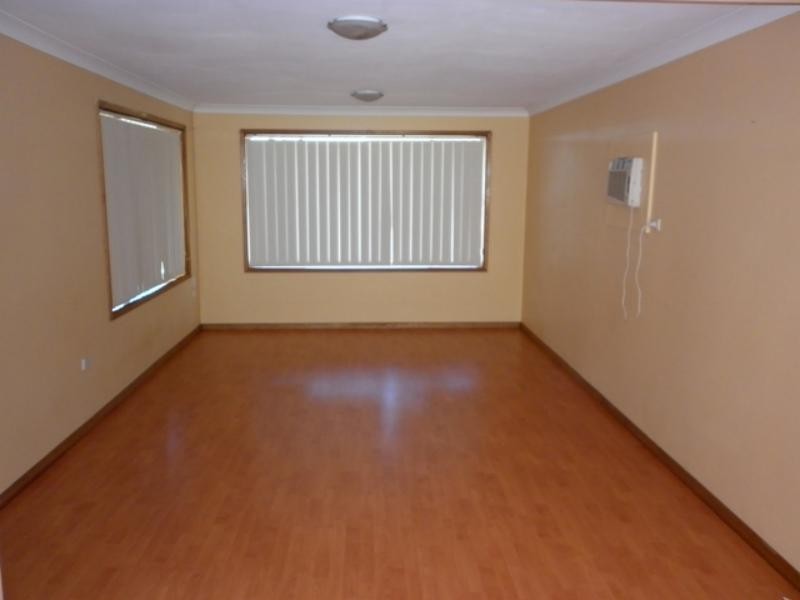 72  Laver  Rd, Dapto NSW 2530