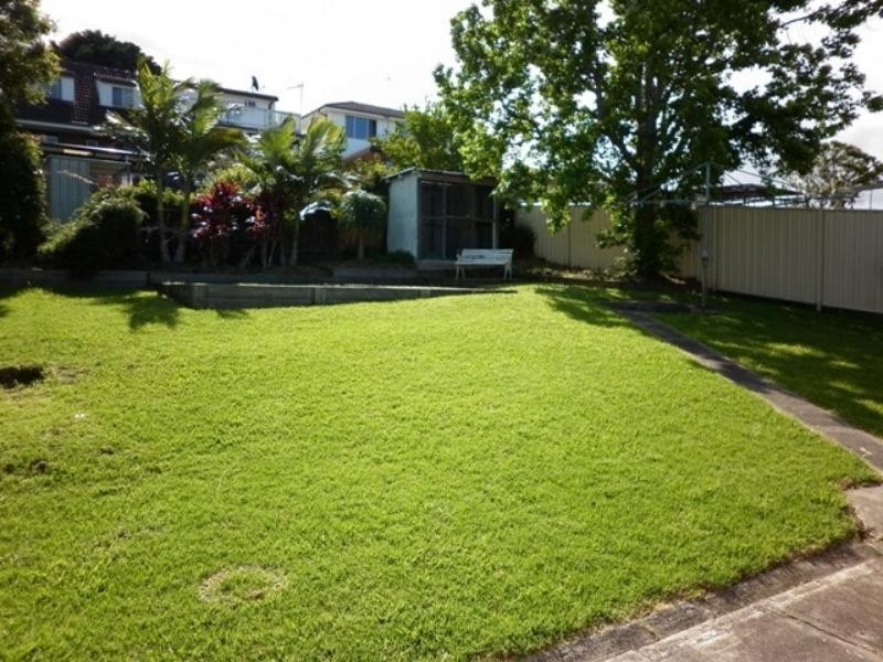 72  Laver  Rd, Dapto NSW 2530