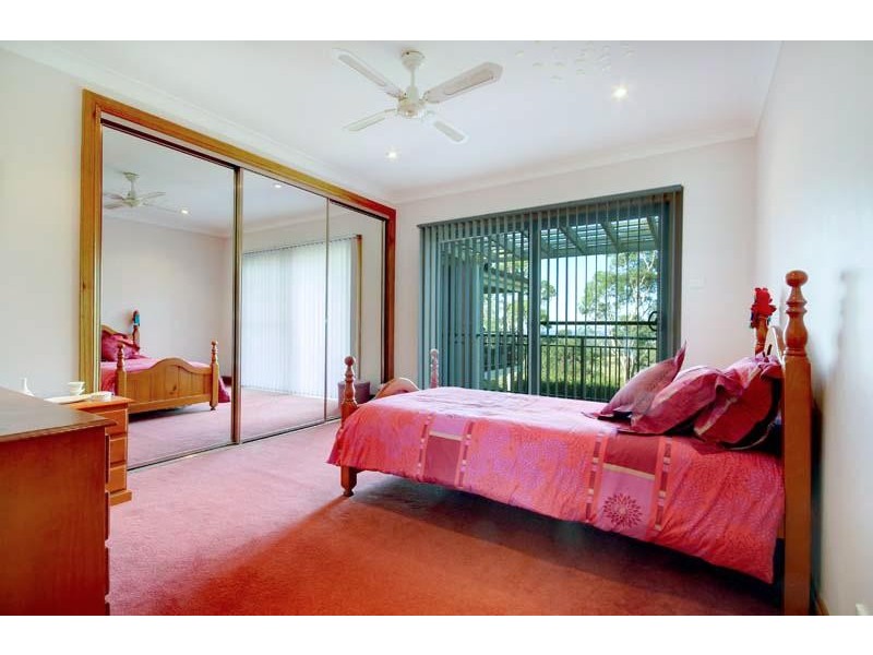 9 Mountain View Tce, Avondale NSW 2530