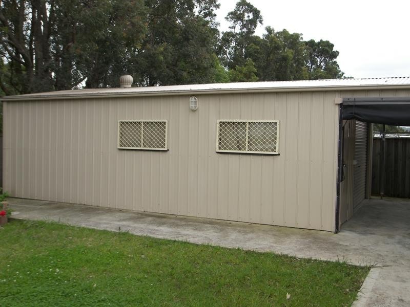 12 North Tce, Dapto NSW 2530