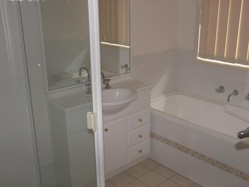 12 North Tce, Dapto NSW 2530