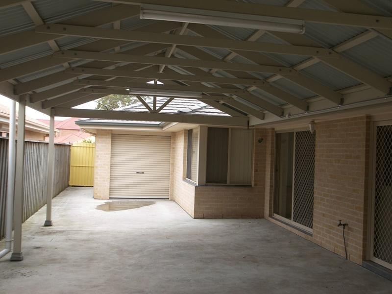 12 North Tce, Dapto NSW 2530