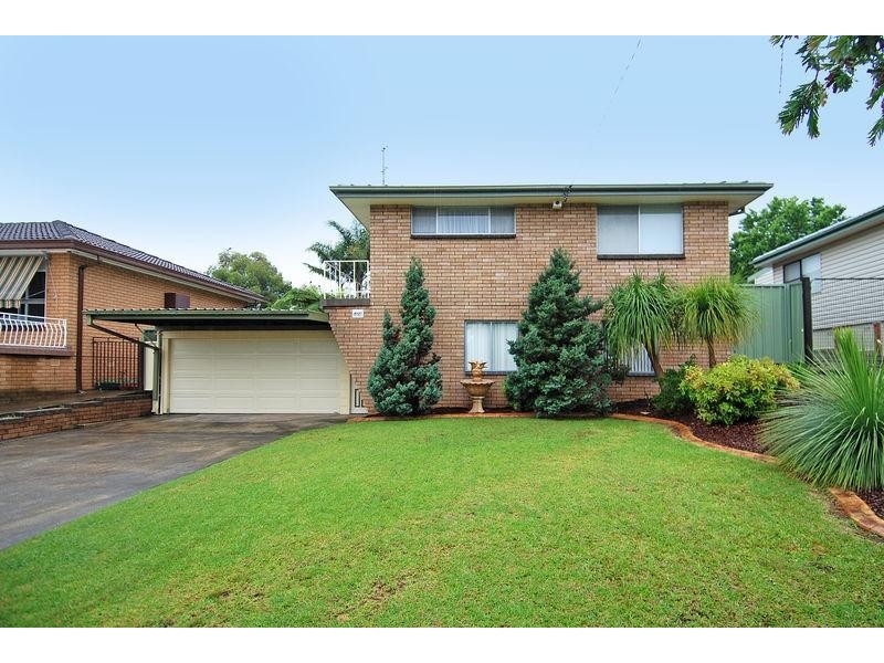 22 Tarana Ave, Kanahooka NSW 2530