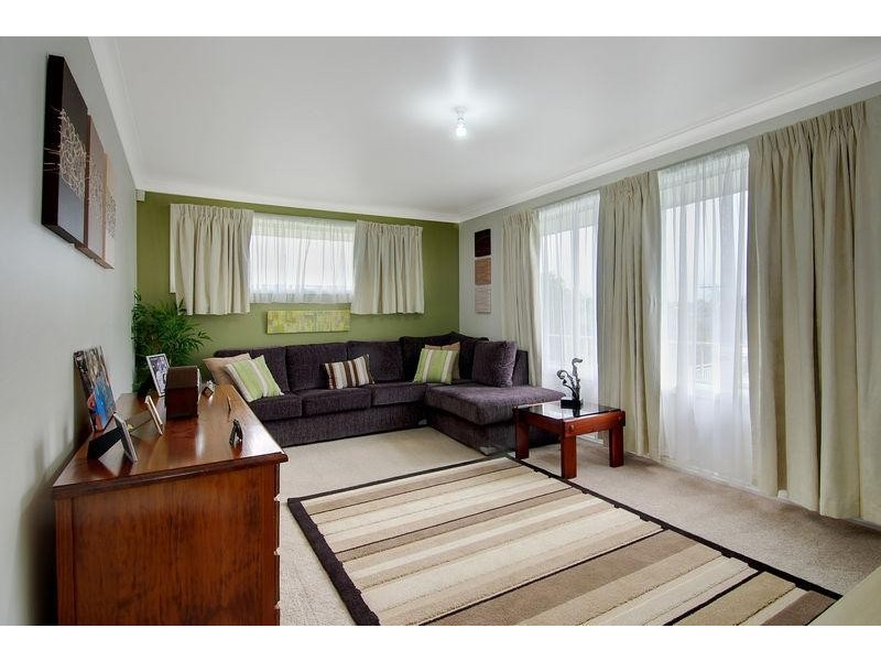 22 Tarana Ave, Kanahooka NSW 2530