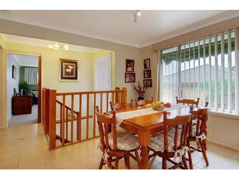 22 Tarana Ave, Kanahooka NSW 2530