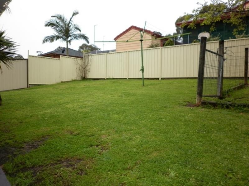 9 Swain  Cres, Dapto NSW 2530