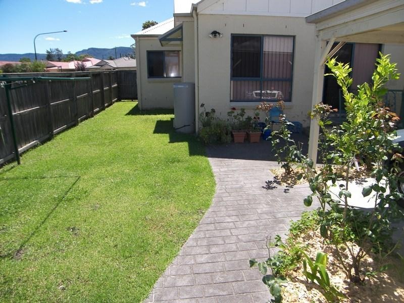 7 North Tce, Dapto NSW 2530