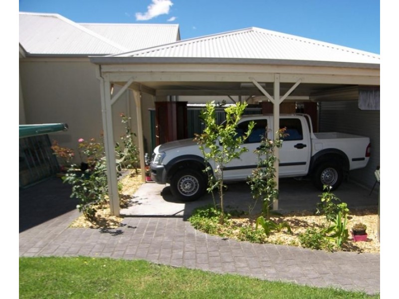 7 North Tce, Dapto NSW 2530