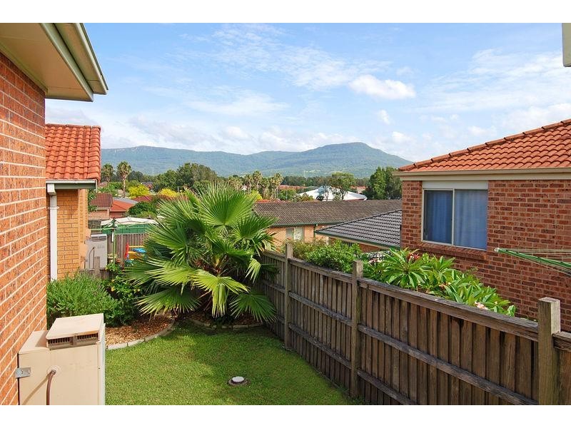 15 Sanderson Rd, Kanahooka NSW 2530