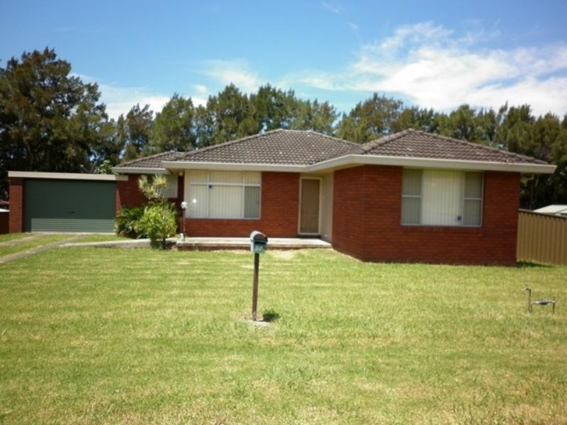 37  Laver  Rd, Dapto NSW 2530