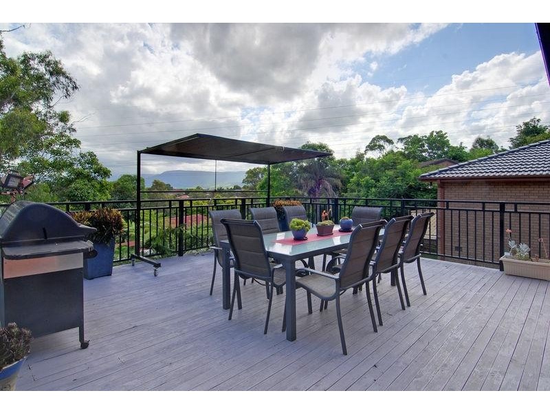 94 Tait Ave, Kanahooka NSW 2530