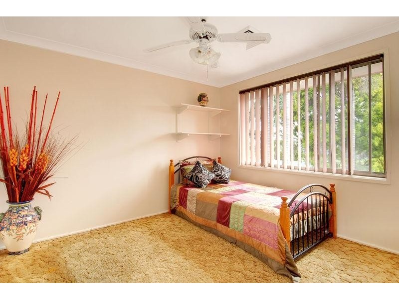 94 Tait Ave, Kanahooka NSW 2530