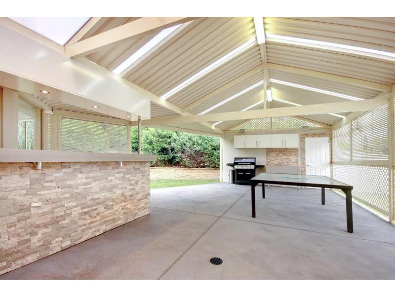 22 Creek Run, Cordeaux Heights NSW 2526