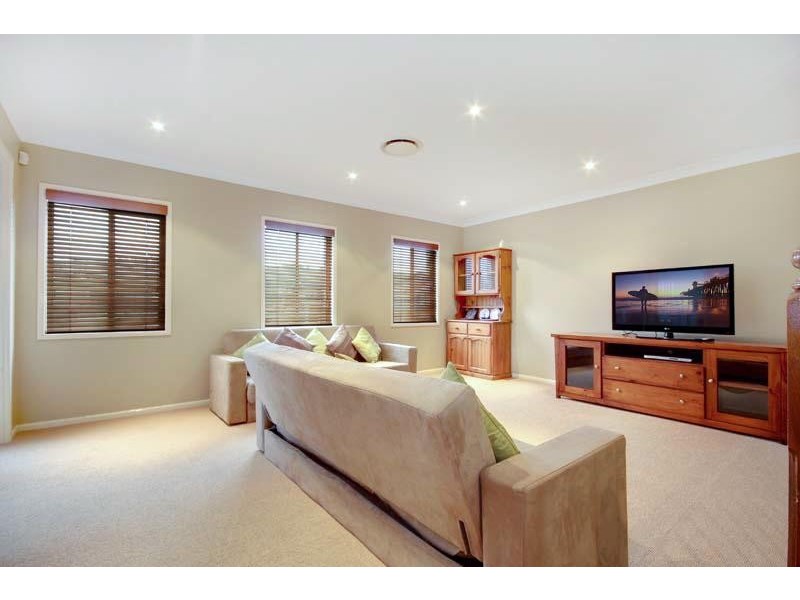 22 Creek Run, Cordeaux Heights NSW 2526