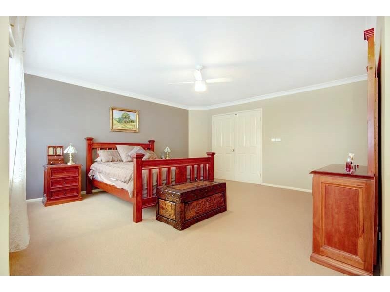 22 Creek Run, Cordeaux Heights NSW 2526