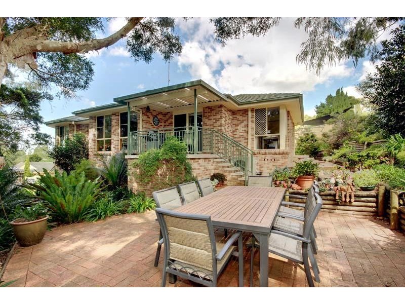 24 Highview Dr, Farmborough Heights NSW 2526