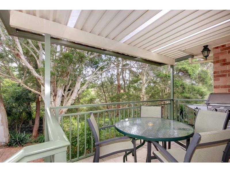 24 Highview Dr, Farmborough Heights NSW 2526