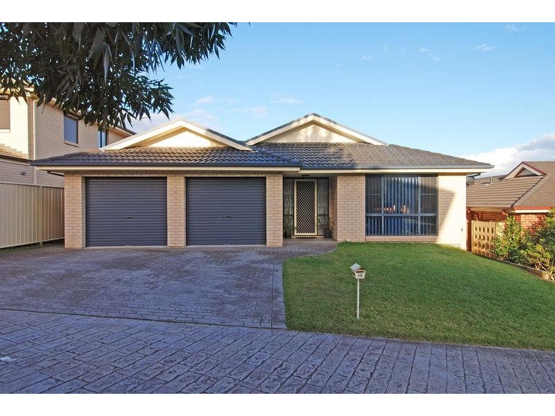 18 Kirriemuir  Glen, Horsley NSW 2530
