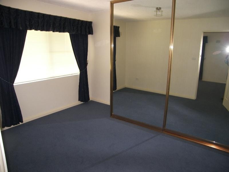 1/13 Prince Edward Dr, Brownsville NSW 2530