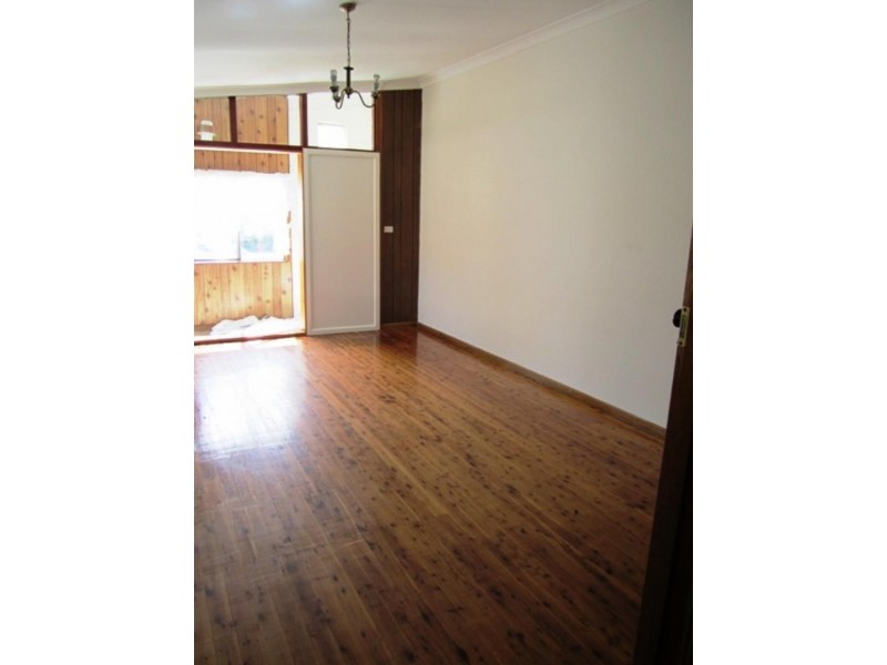 61 Culgoa  Cres, Koonawarra NSW 2530