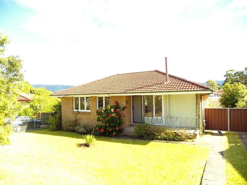 28 Galong Cres, Koonawarra NSW 2530