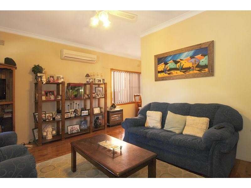 54 Burke  Rd, Dapto NSW 2530