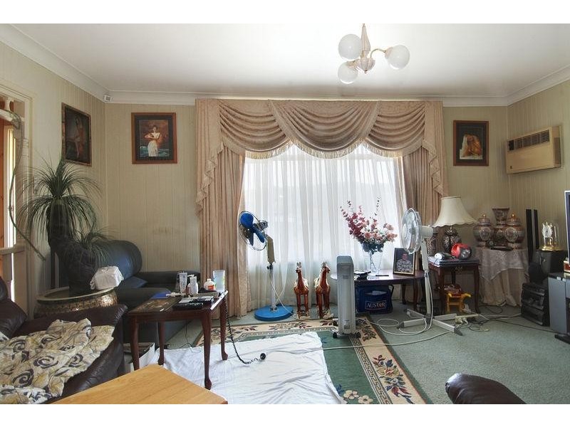 38 Tallawong Cres, Dapto NSW 2530