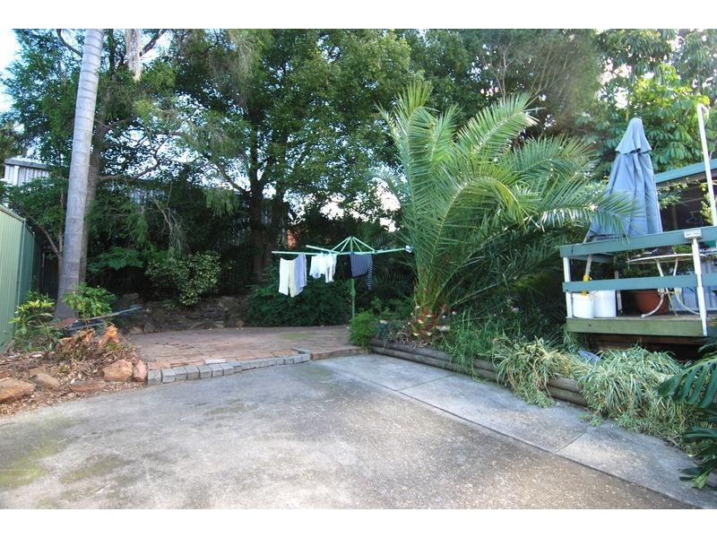 38 Tallawong Cres, Dapto NSW 2530