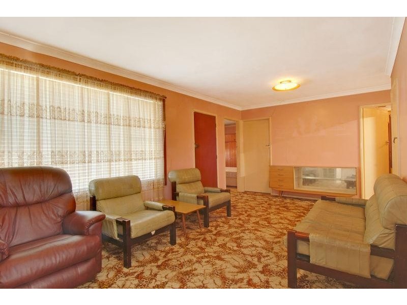 8 Kundle St, Dapto NSW 2530