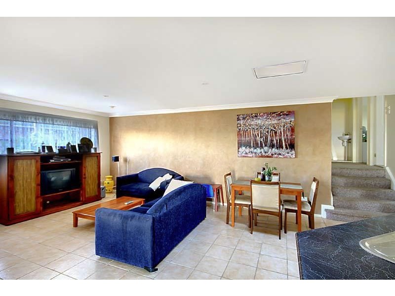 131 Wyndarra Way, Koonawarra NSW 2530