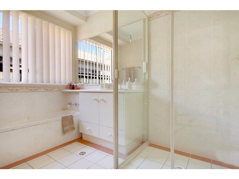 174 Bong Bong Rd, Horsley NSW 2530