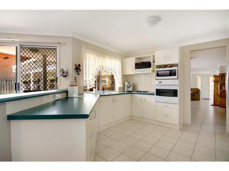 174 Bong Bong Rd, Horsley NSW 2530