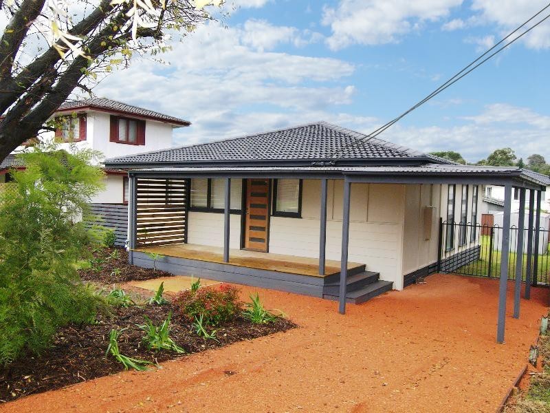 16 Bangaroo Ave, Dapto NSW 2530