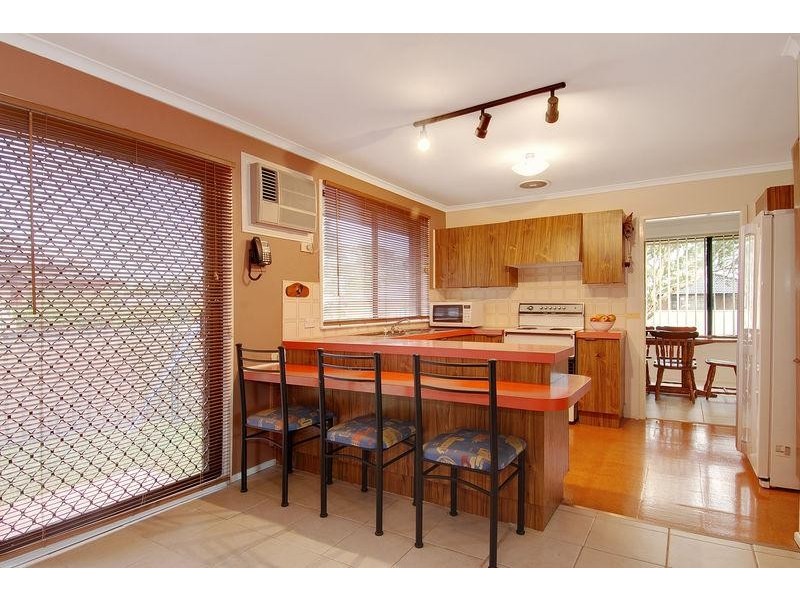 1 Parkdale Ave, Horsley NSW 2530
