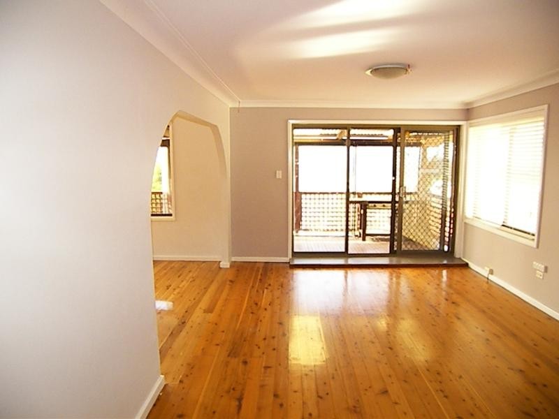 46 Edgeworth Ave, Kanahooka NSW 2530