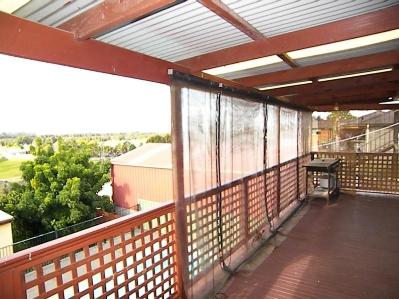 46 Edgeworth Ave, Kanahooka NSW 2530