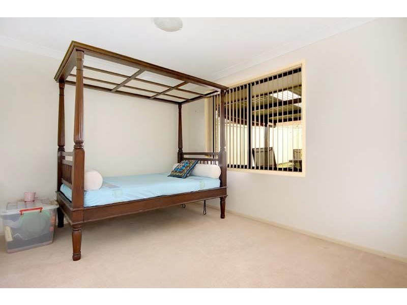 32  Selwyn Gr, Horsley NSW 2530