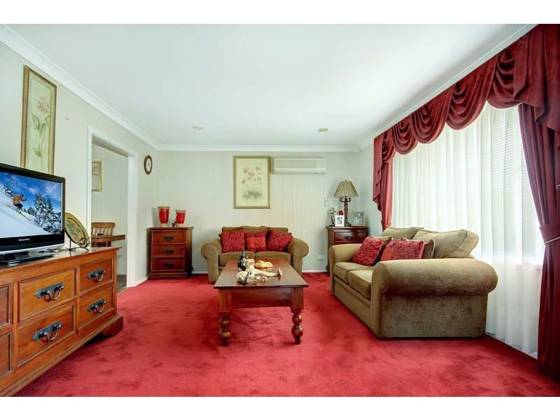 31 William Beach Rd, Kanahooka NSW 2530