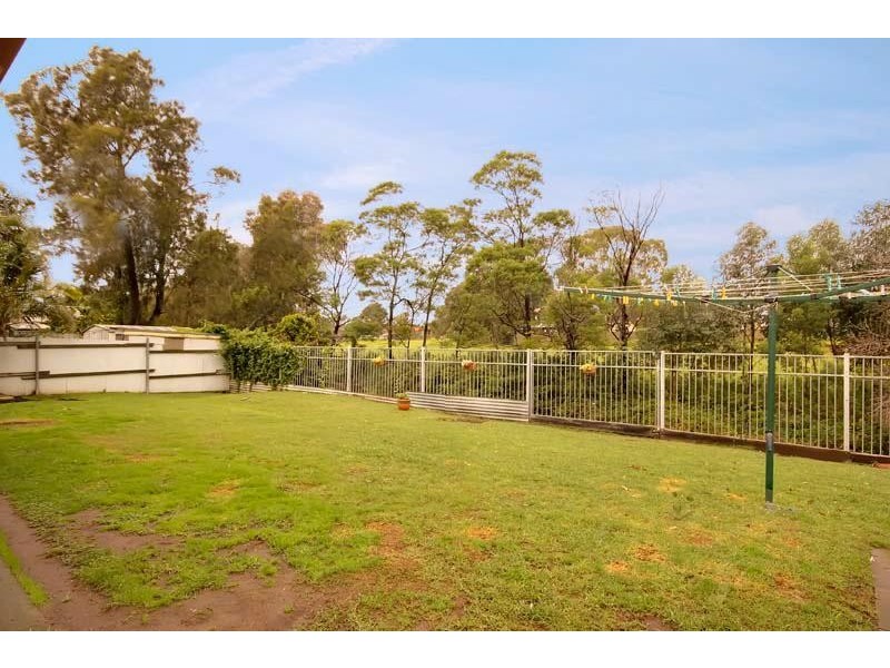 31 William Beach Rd, Kanahooka NSW 2530