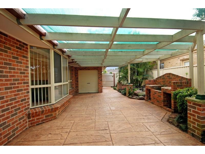 5 Felix Ave, Horsley NSW 2530