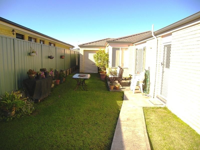 12 Riverpark Way, Horsley NSW 2530