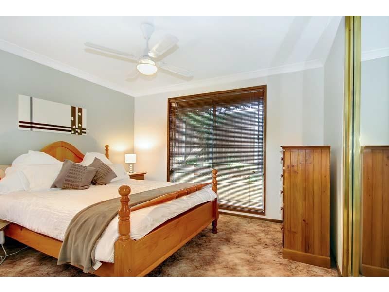 12 Bovard Ct, Horsley NSW 2530