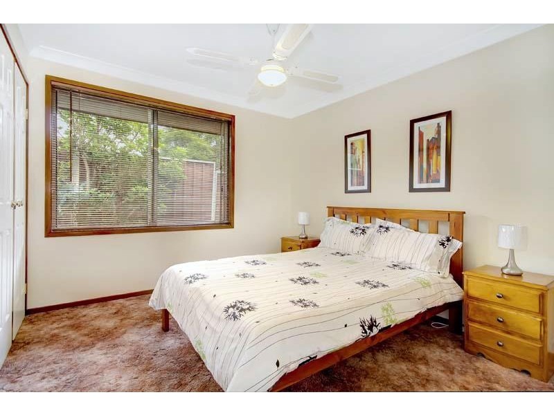 12 Bovard Ct, Horsley NSW 2530