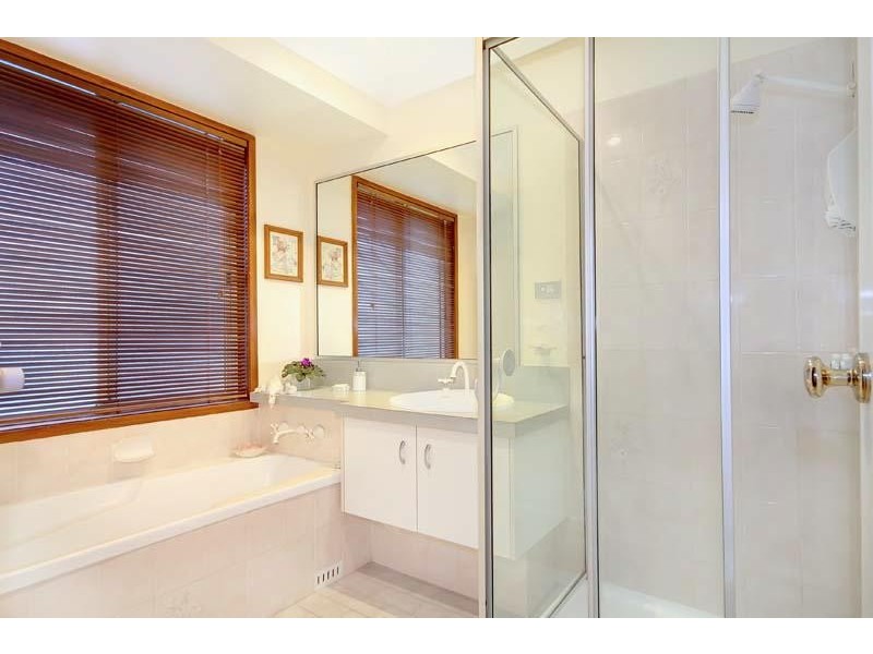 12 Bovard Ct, Horsley NSW 2530