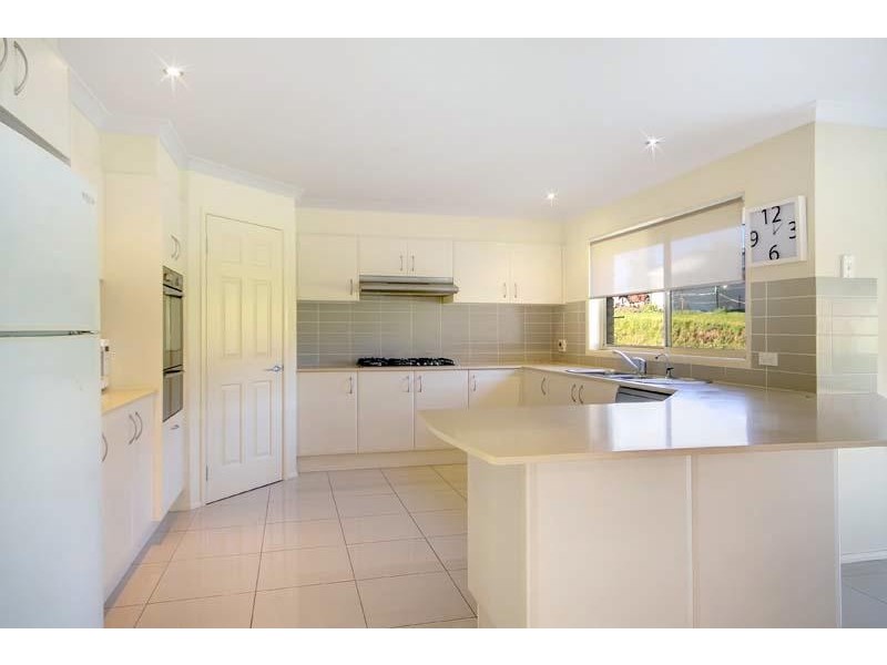 5 Trackside Dr, Kanahooka NSW 2530