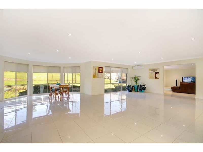 5 Trackside Dr, Kanahooka NSW 2530