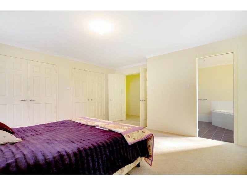 5 Trackside Dr, Kanahooka NSW 2530