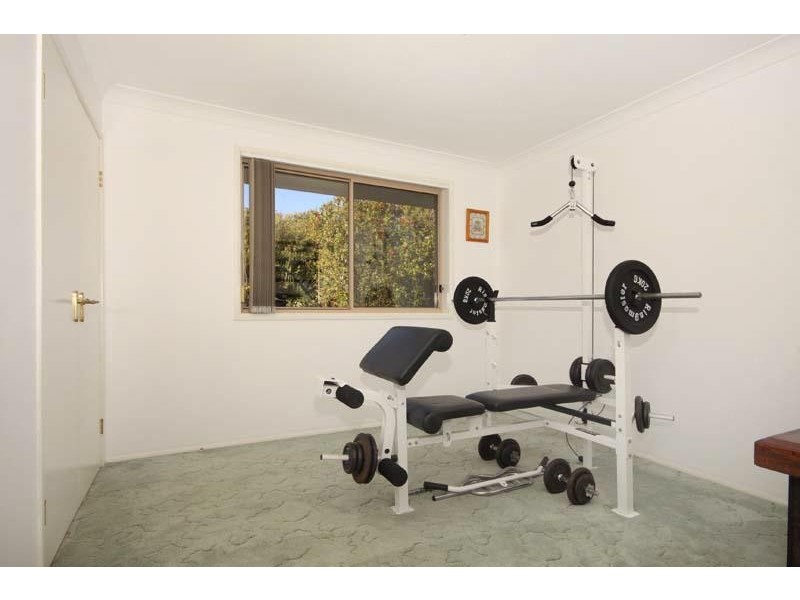 6  Jurunga  Ct, Horsley NSW 2530