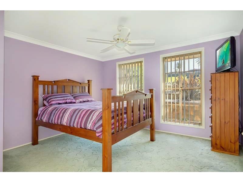 6  Jurunga  Ct, Horsley NSW 2530