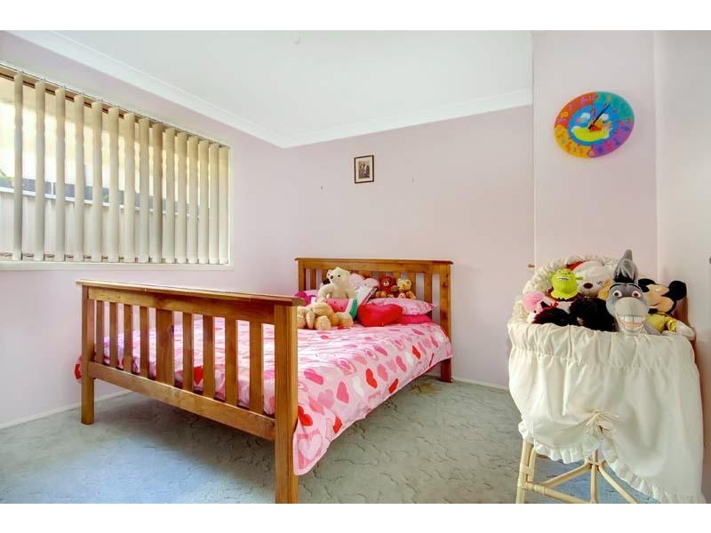 6  Jurunga  Ct, Horsley NSW 2530
